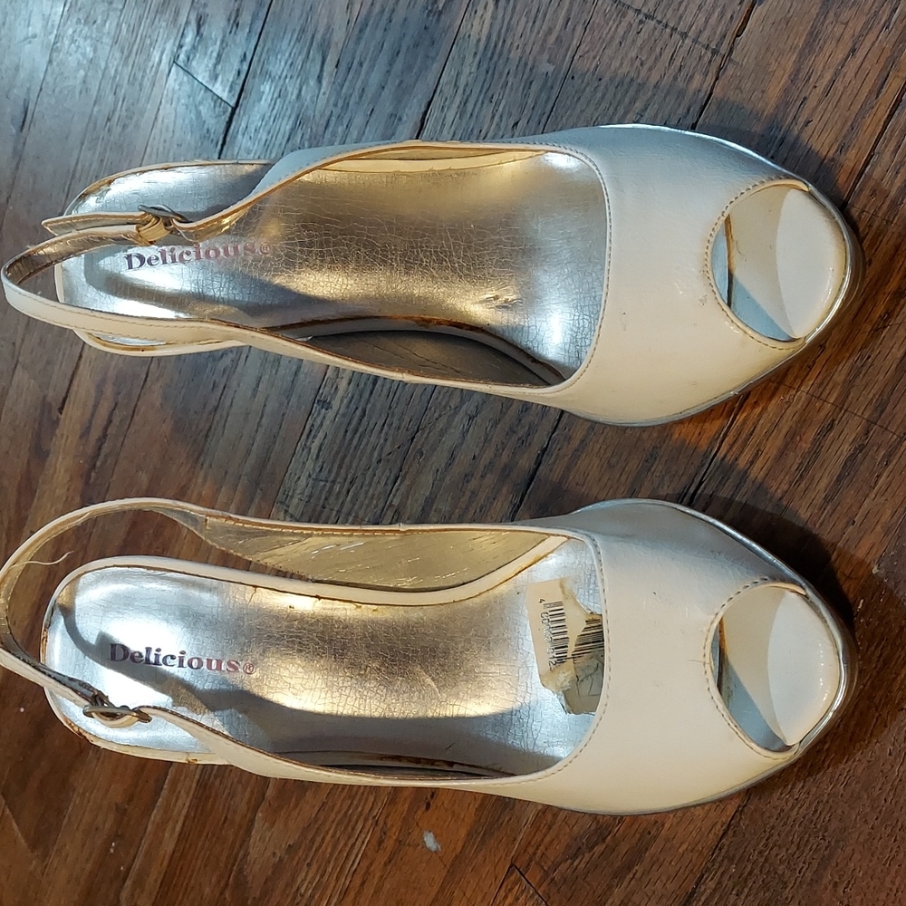 M&M 4 for $12 Shoes